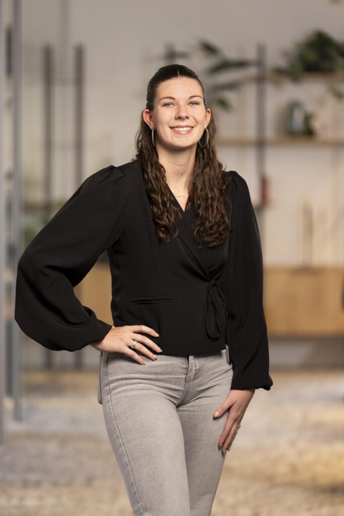 M. (Melanie) van Os - Assistent-accountant