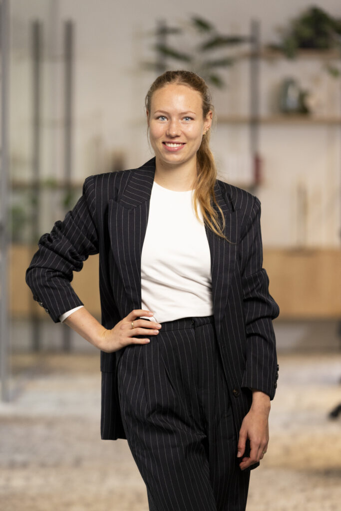 R. (Roos) de Koning - Assistent accountant